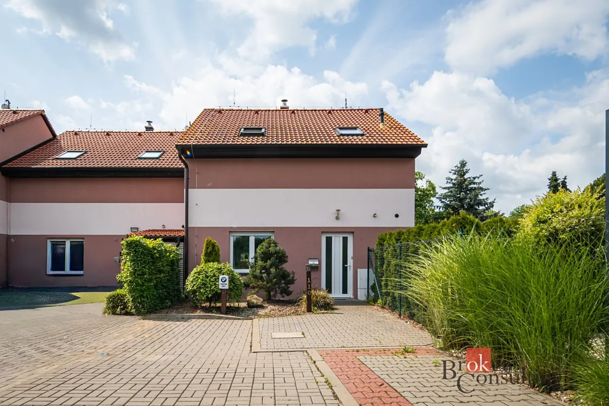 Prodej rodinného domu 102 m², pozemek 305 m²